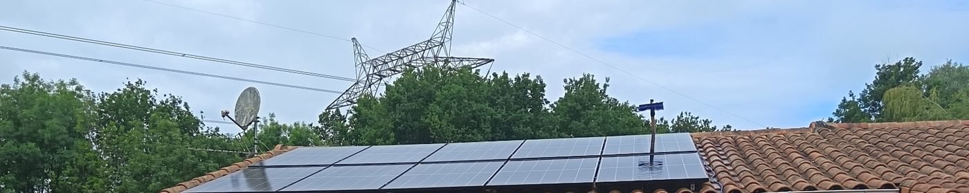 Panneaux solaires propres après nettoyage à l'eau osmosée à Saint-Vincent-de-Paul